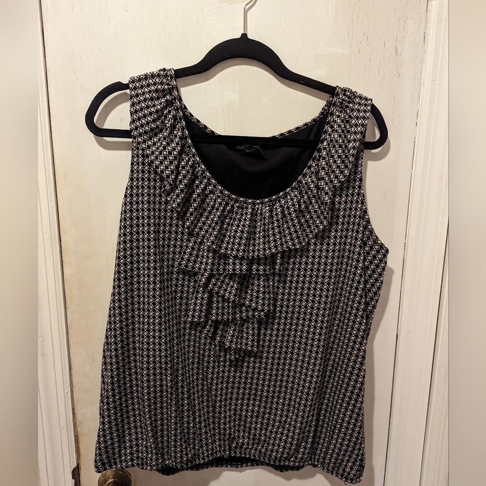 Style & Co black & white Sleeveless blouse 1X